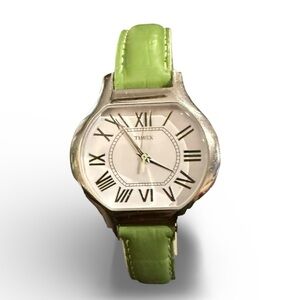 Vintage Timex WR 30mm Apple Green Leather Color Strap Women’s Analog Wrist Watch